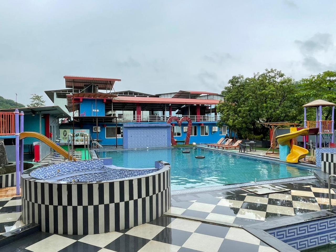 Wayfare Sp Resort Panvel Zewnętrze zdjęcie
