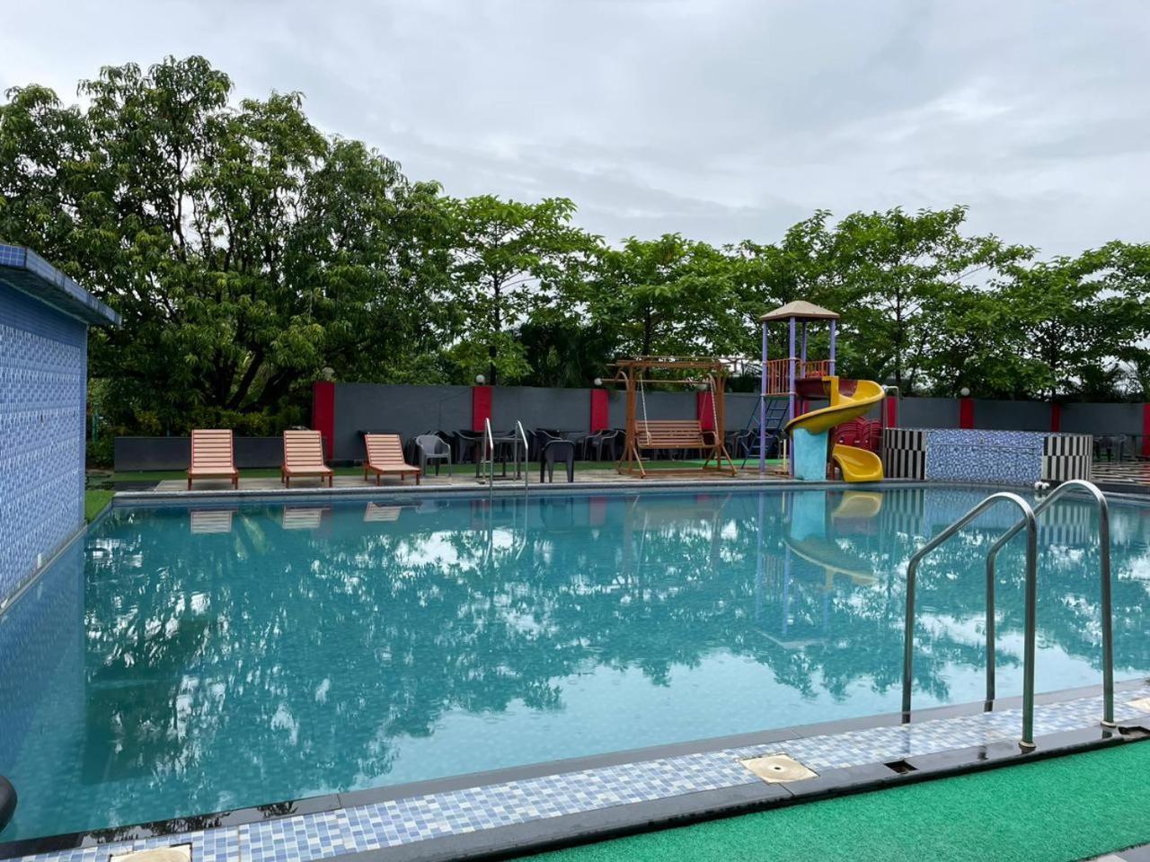 Wayfare Sp Resort Panvel Zewnętrze zdjęcie